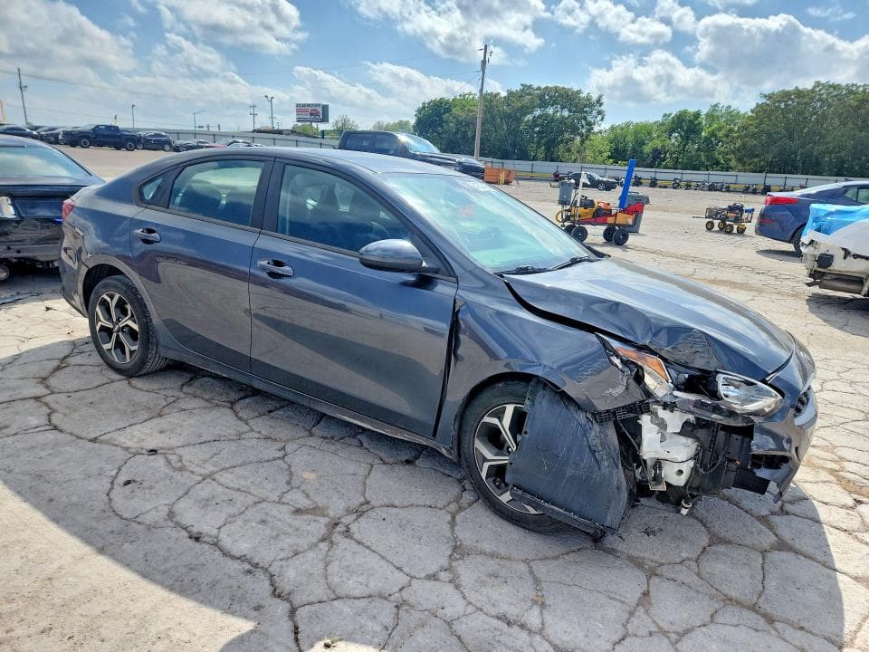 2021 KIA FORTE LXS 4