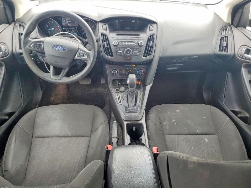 2017 FORD FOCUS SE 8