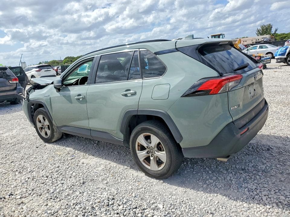 2020 TOYOTA RAV4 HYBRID XLE 2