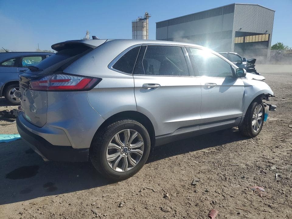 2022 FORD EDGE TITANIUM 3