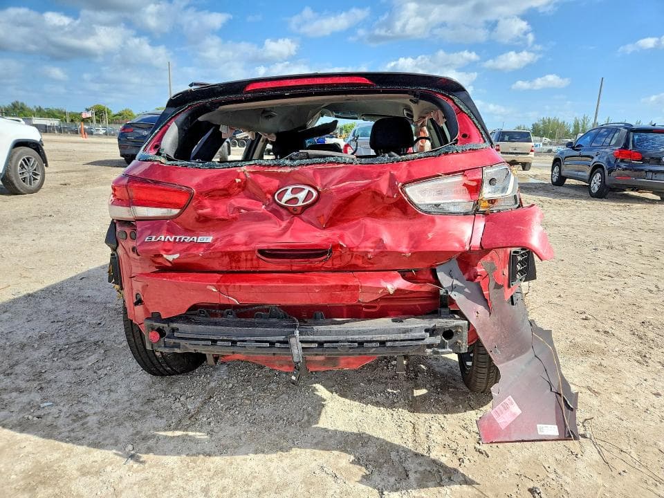 2018 HYUNDAI ELANTRA GT BASE 6