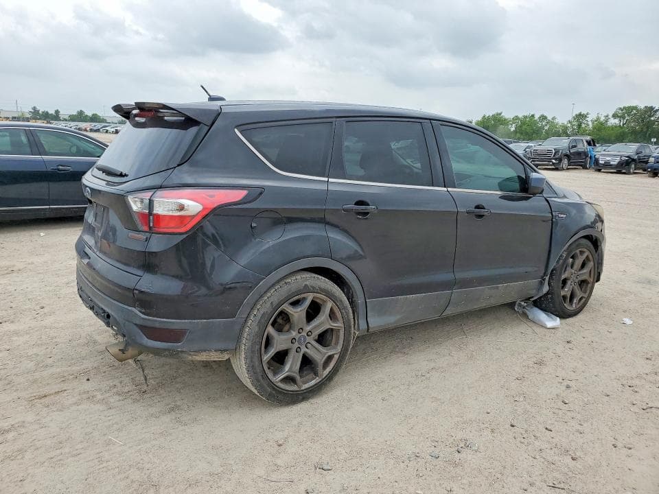 2017 FORD ESCAPE SE 3