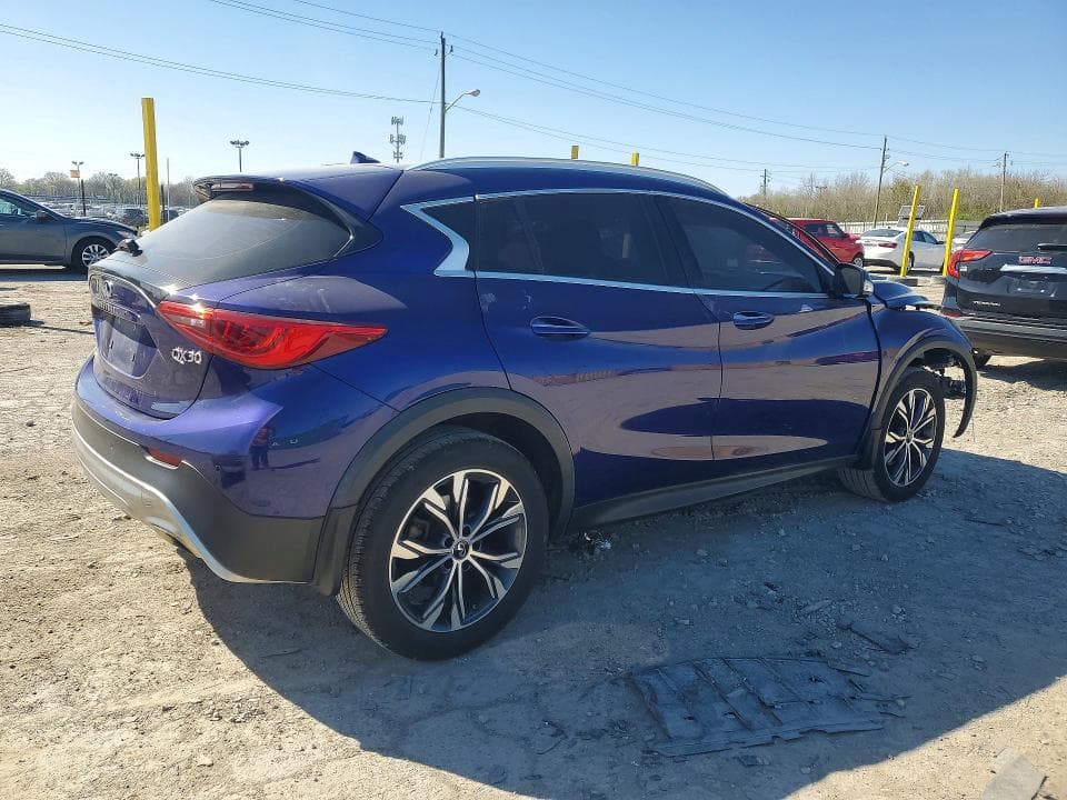 2017 INFINITI QX30 PREMIUM 3
