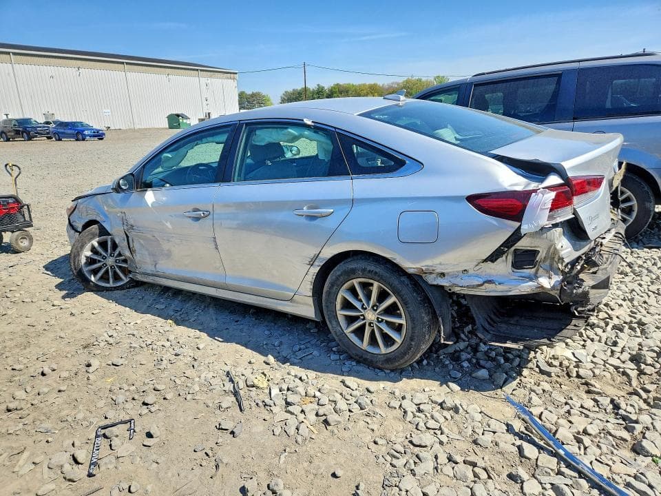 2018 HYUNDAI SONATA SE 2