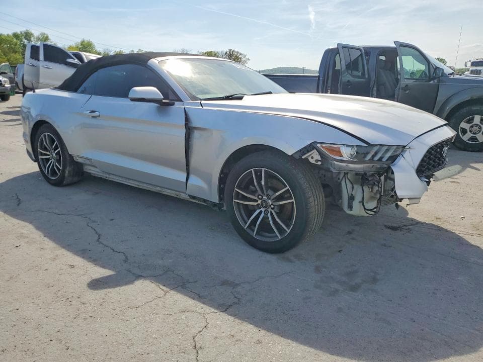 2017 FORD MUSTANG 4