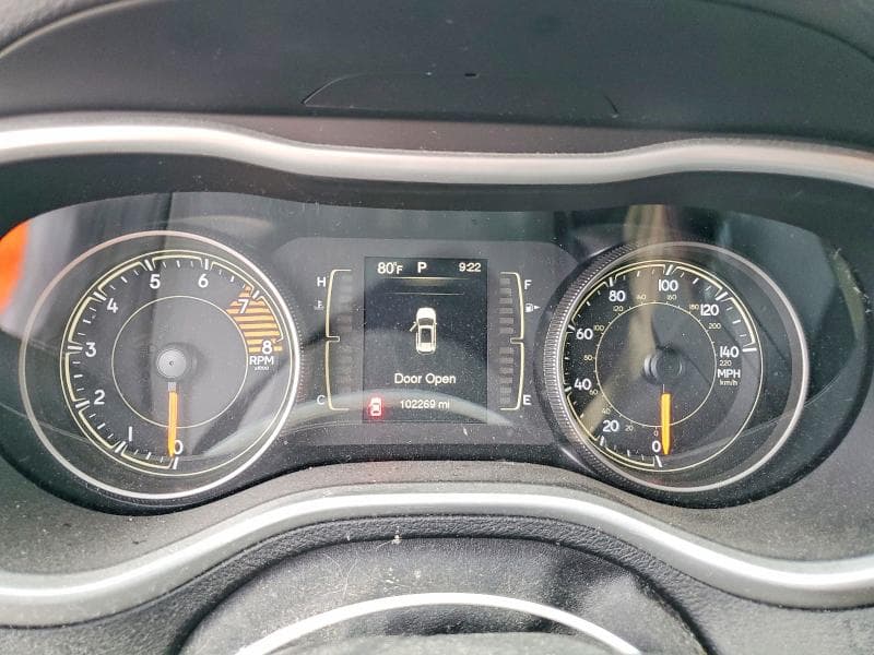 2018 JEEP CHEROKEE LATITUDE PLUS 9