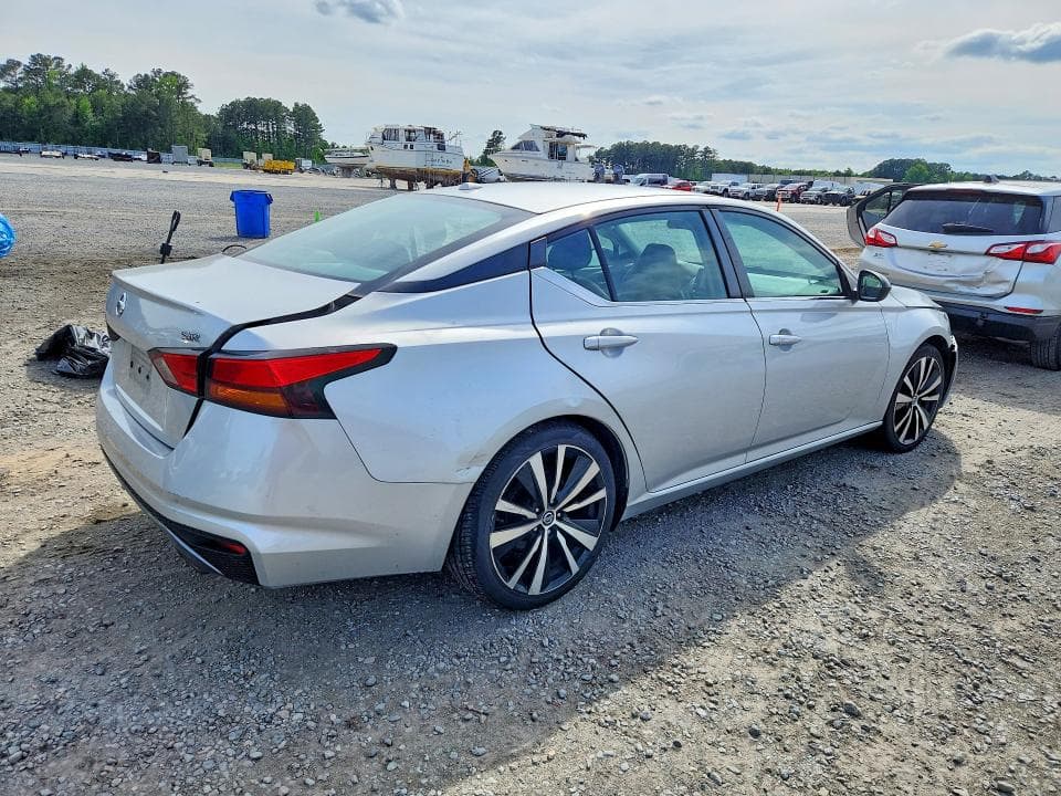 2019 NISSAN ALTIMA SR 3