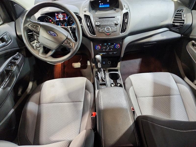 2017 FORD ESCAPE SE 8