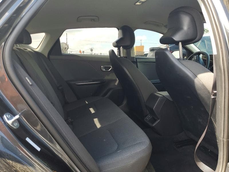 2025 KIA K4 LXS 10