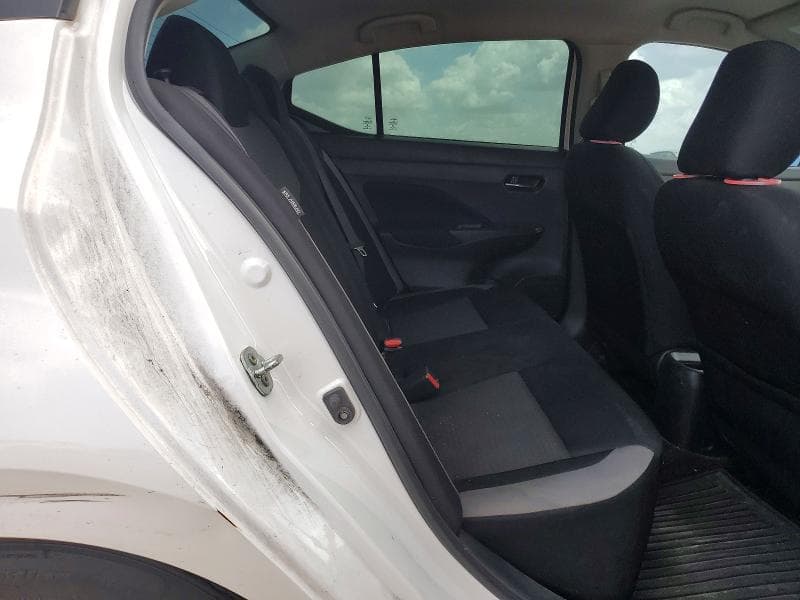 2021 NISSAN VERSA SV 10