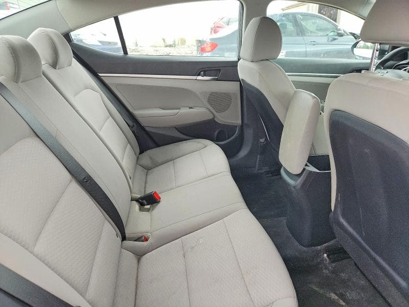2019 HYUNDAI ELANTRA SE 10