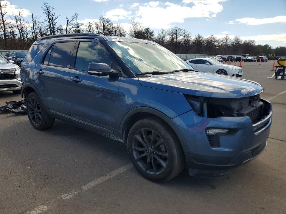 2018 FORD EXPLORER XLT 4