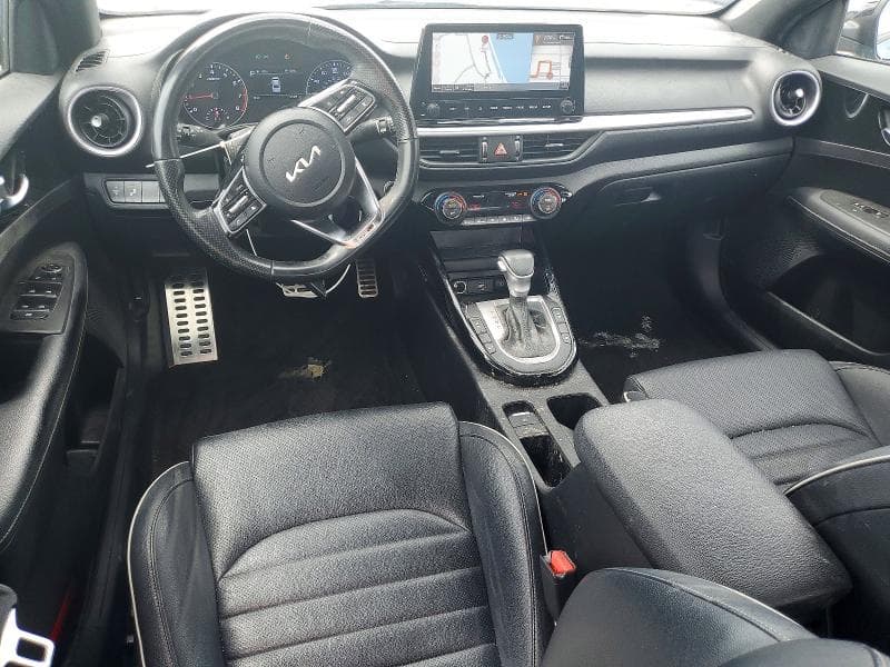 2023 KIA FORTE GT-LINE 8