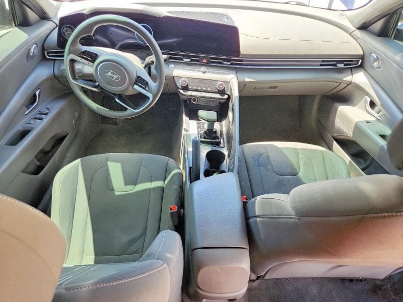 2024 HYUNDAI ELANTRA SEL 8