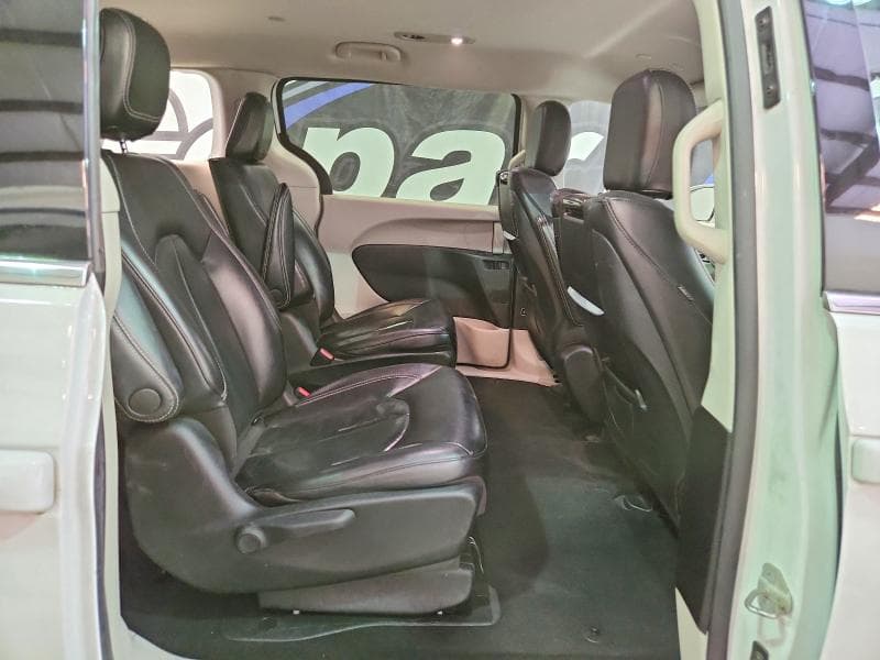 2022 CHRYSLER PACIFICA HYBRID TOURING L 11