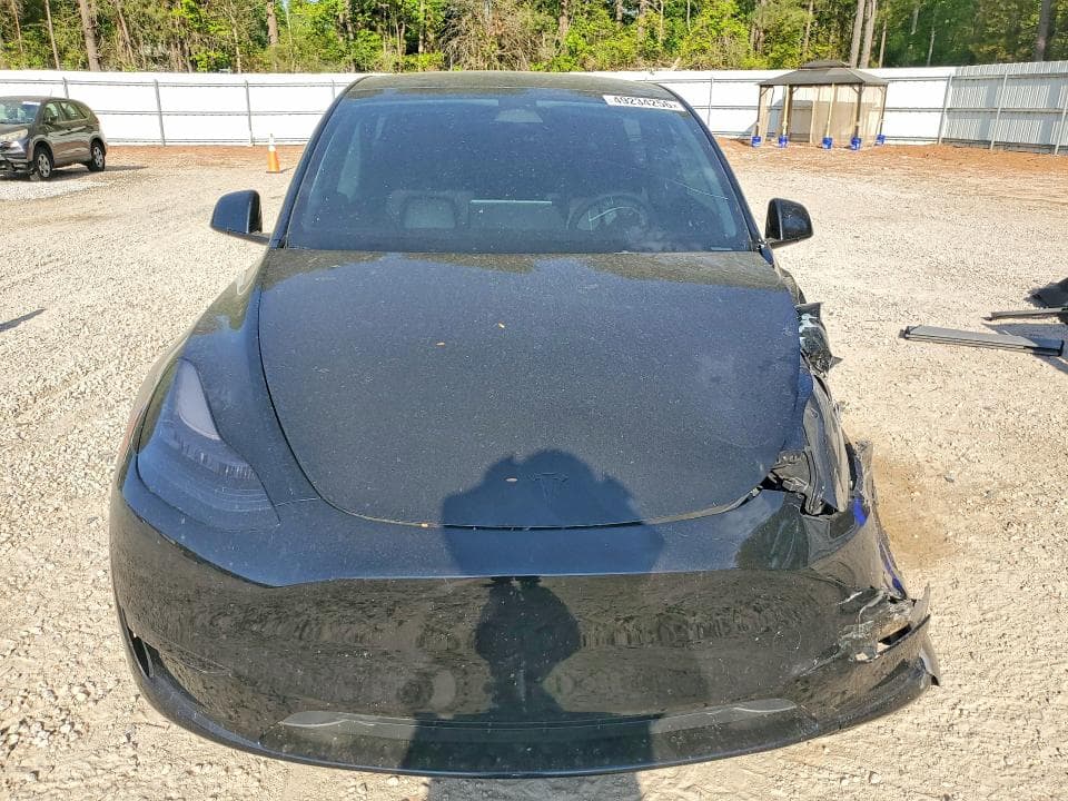 2023 TESLA MODEL Y 5