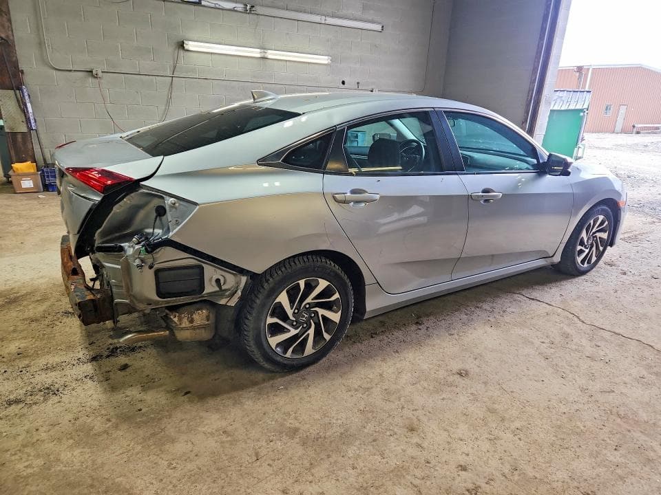 2018 HONDA CIVIC EX 3