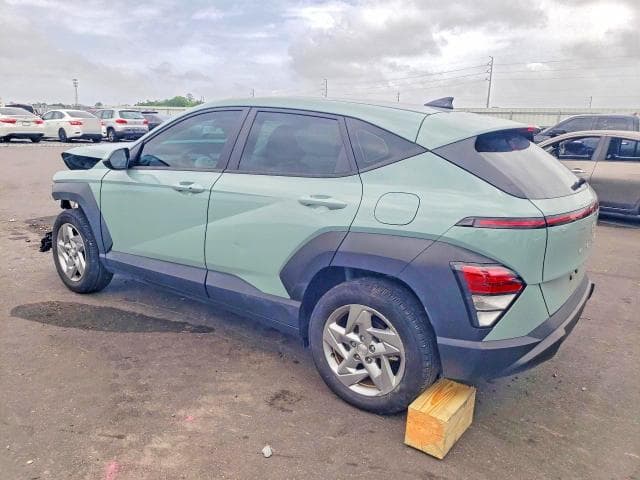 2024 HYUNDAI KONA SE 2