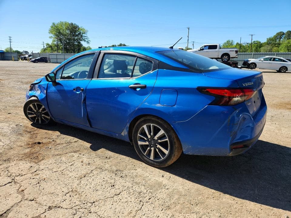 2024 NISSAN VERSA S 2