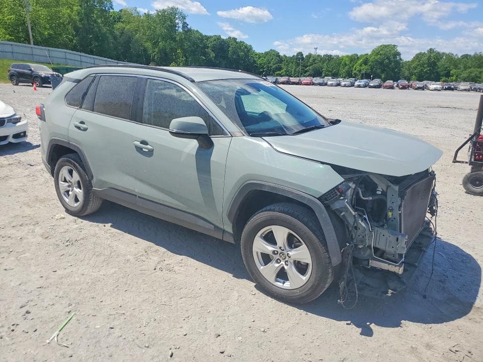 2021 TOYOTA RAV4 XLE 4