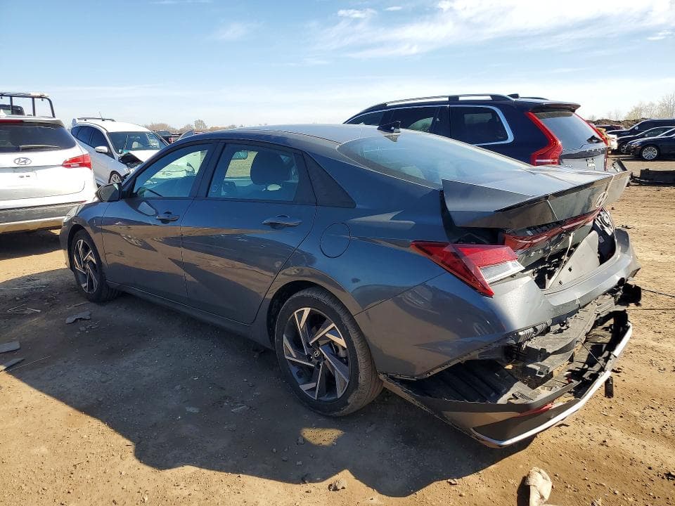 2025 HYUNDAI ELANTRA SEL SPORT 2