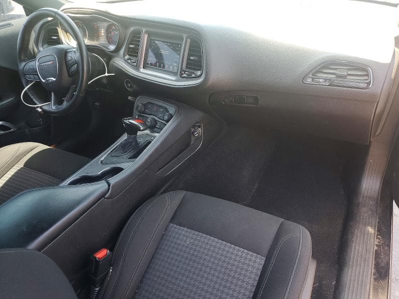2023 DODGE CHALLENGER SXT 8
