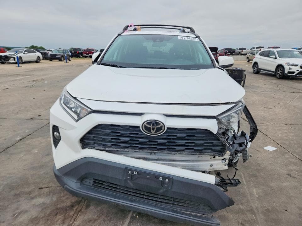 2021 TOYOTA RAV4 XLE 5