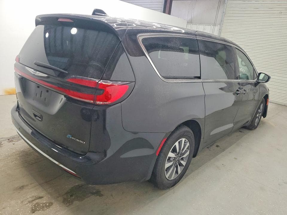 2025 CHRYSLER PACIFICA HYBRID SELECT 3