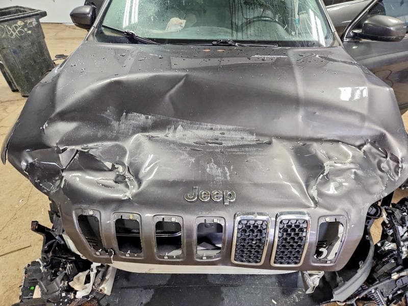 2019 JEEP CHEROKEE LIMITED 12