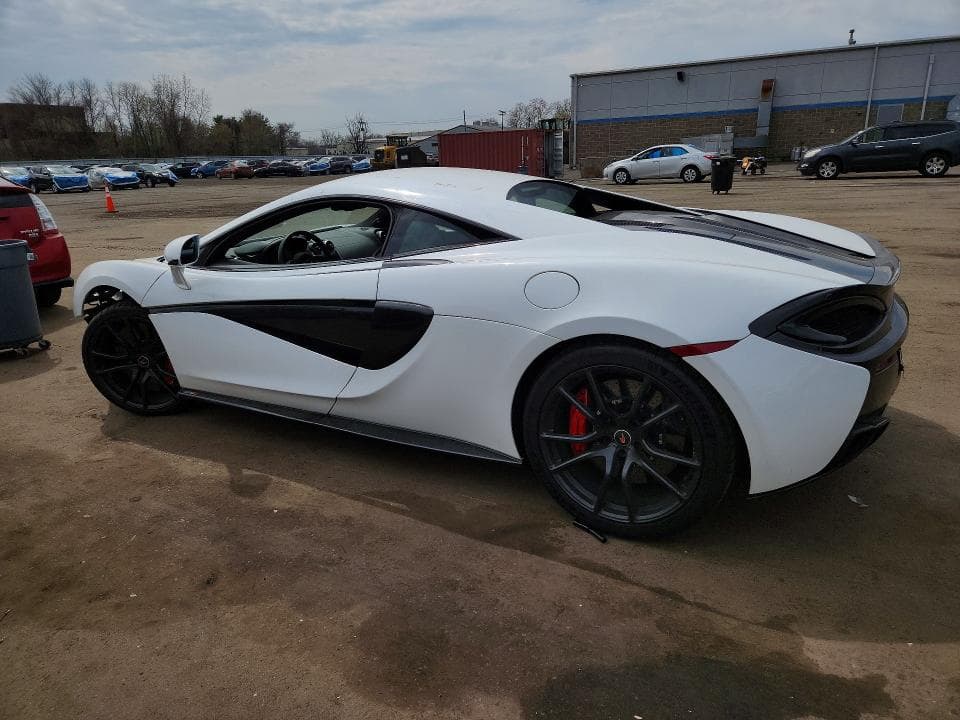 2017 MCLAREN AUTOMOTIVE 570S 2