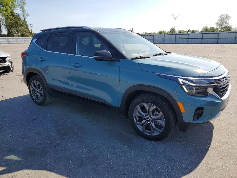 2024 KIA SELTOS S 4