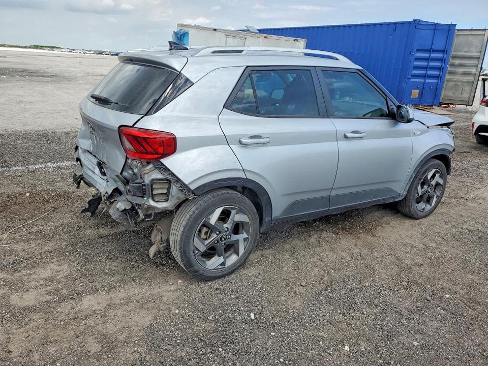 2021 HYUNDAI VENUE SEL 3