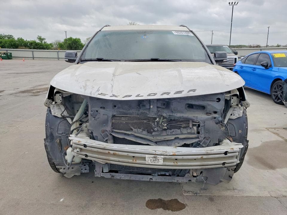 2017 FORD EXPLORER XLT 5