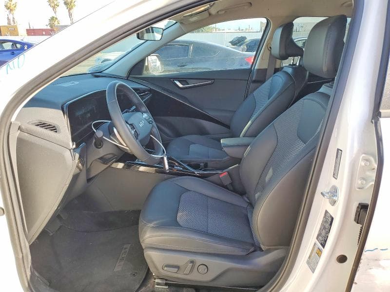 2025 KIA NIRO WIND 7