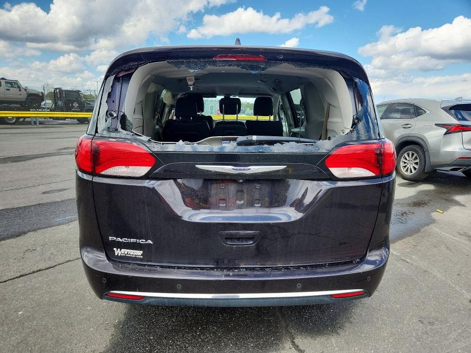 2019 CHRYSLER PACIFICA TOURING L 6