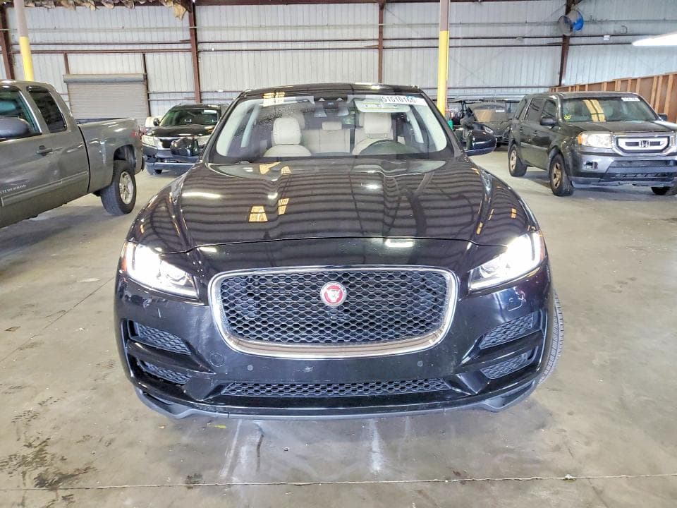 2018 JAGUAR F-PACE PREMIUM 5