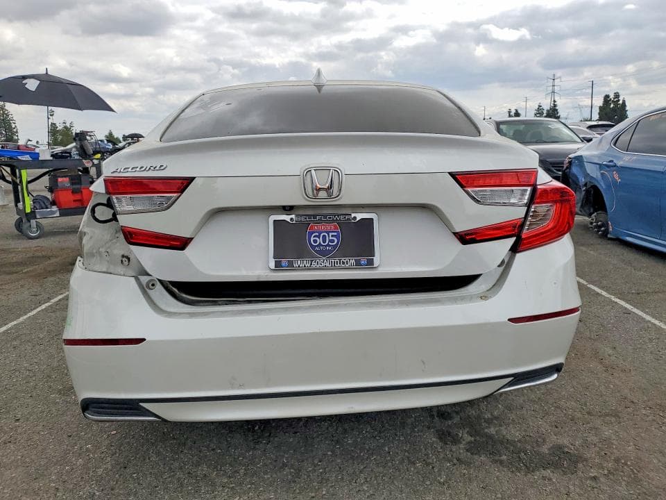 2018 HONDA ACCORD LX 6