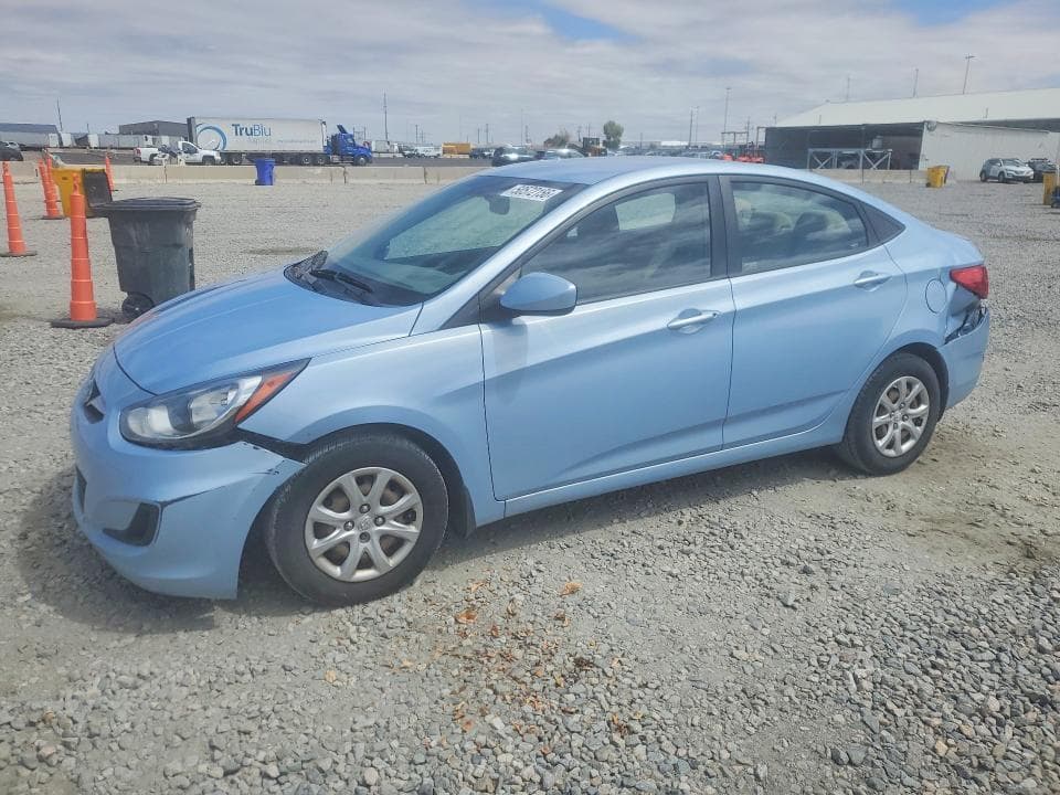 2013 HYUNDAI ACCENT - 1