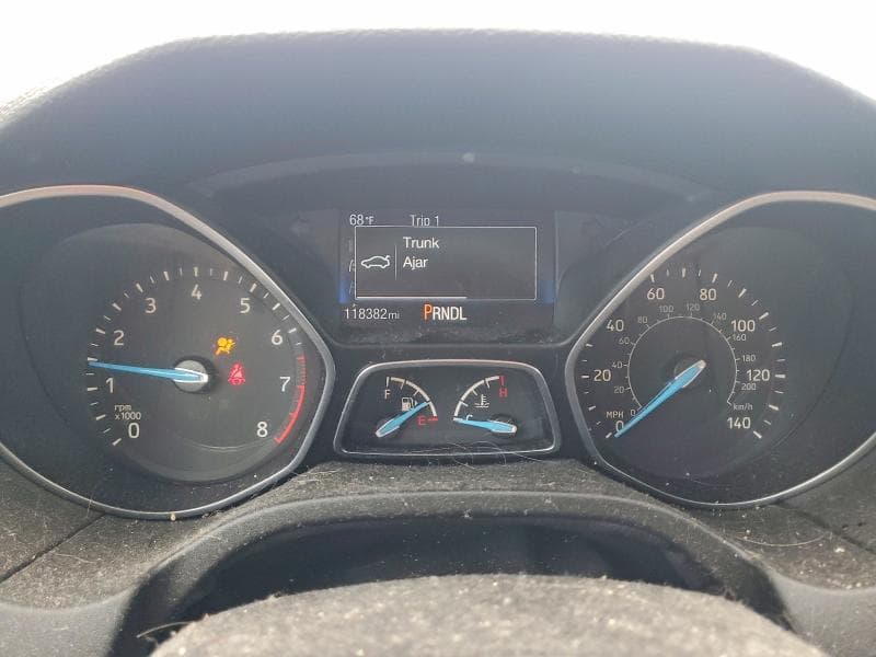 2017 FORD FOCUS SE 9