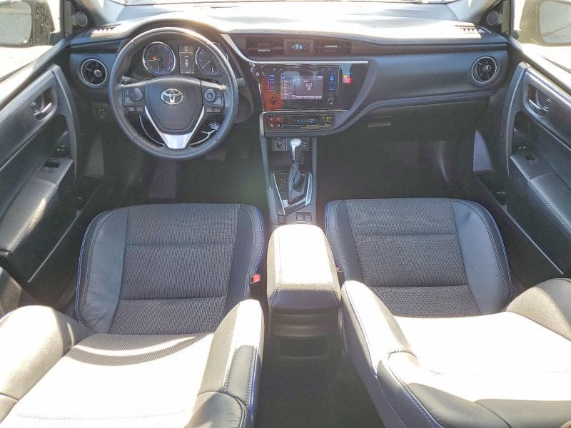 2019 TOYOTA COROLLA SE 8