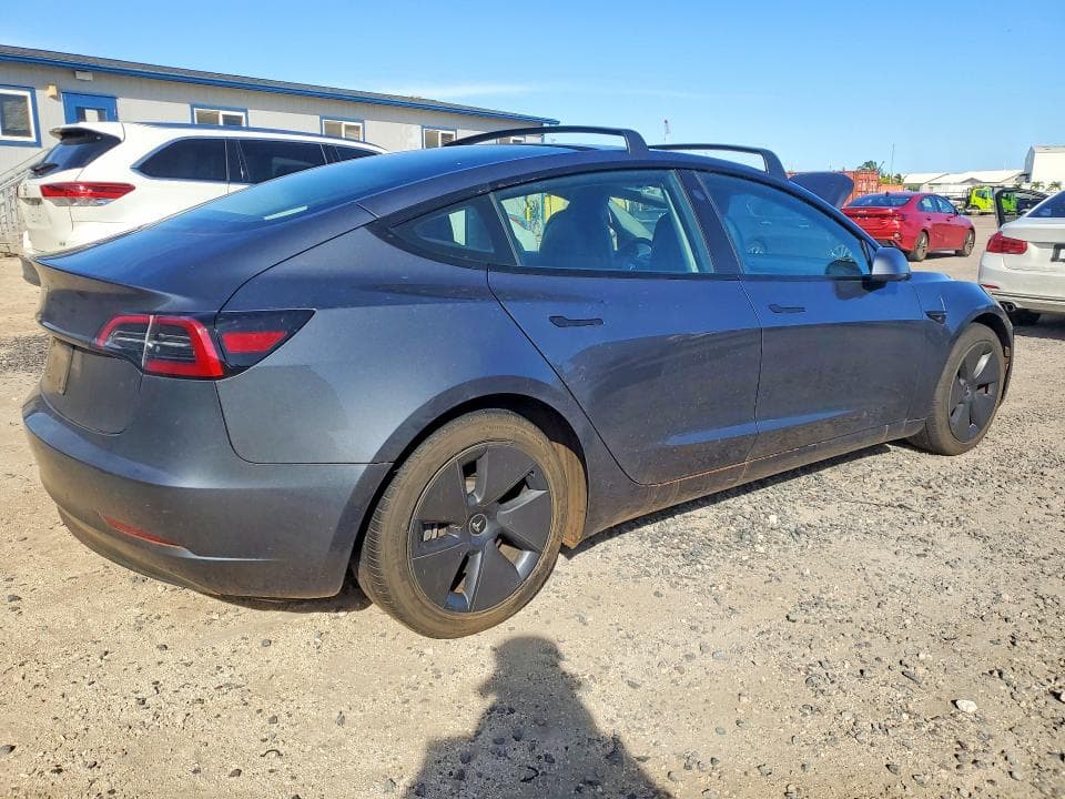 2023 TESLA MODEL 3 3