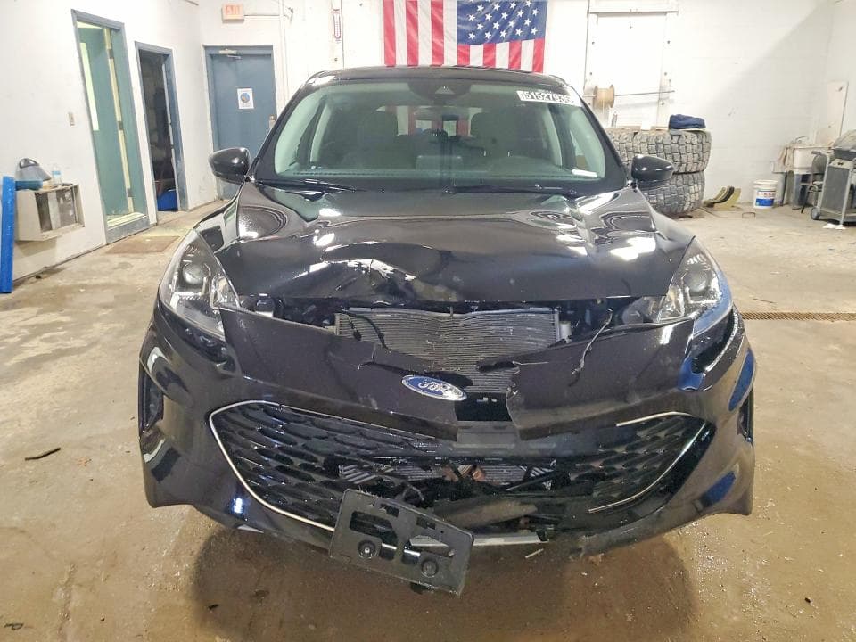 2022 FORD ESCAPE SE 5