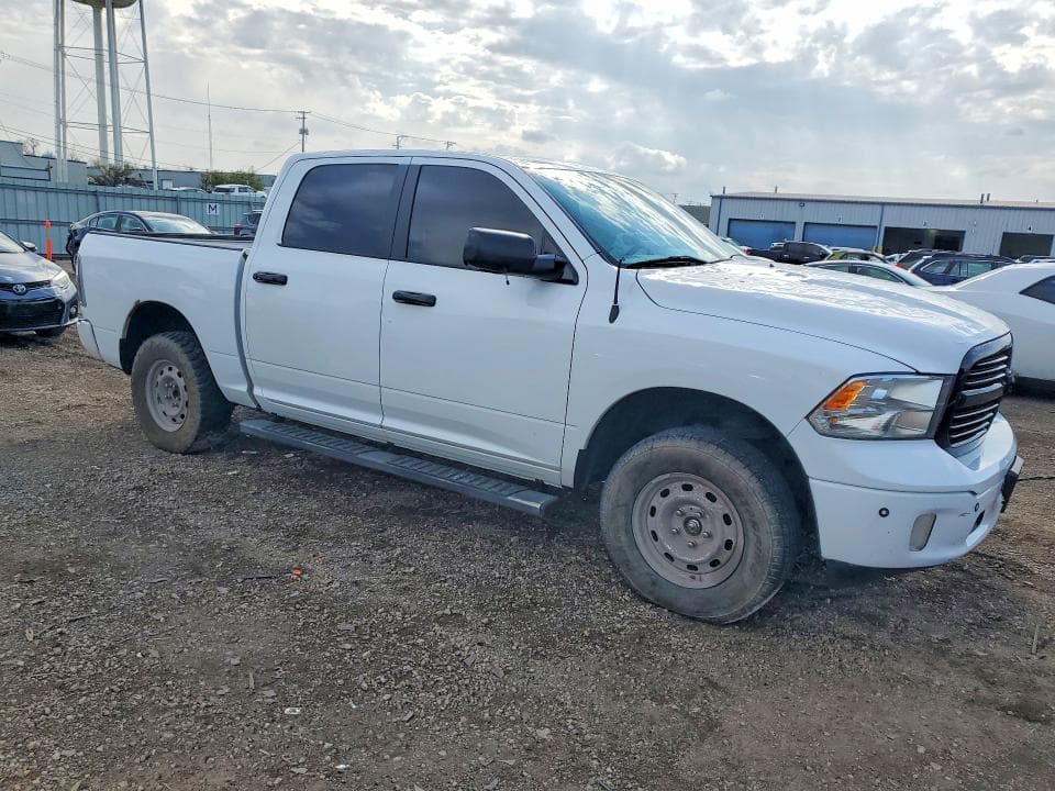 2017 RAM 1500 SLT 4