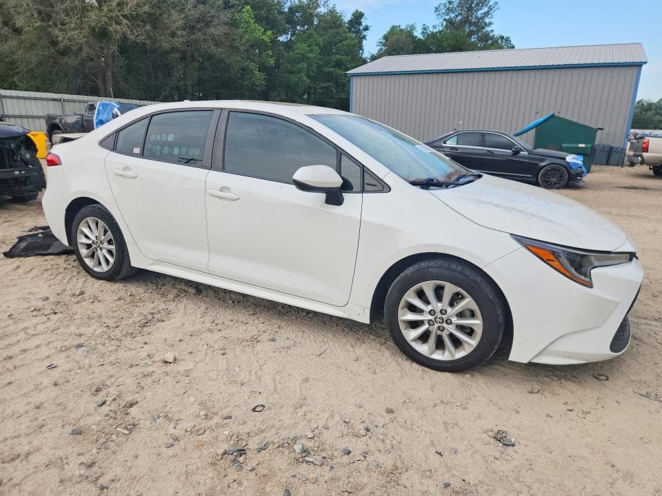 2020 TOYOTA COROLLA LE 4