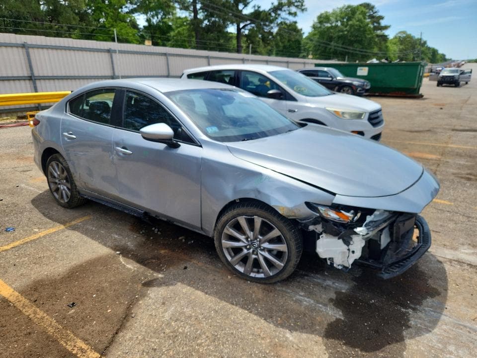 2021 MAZDA 3 SELECT 4