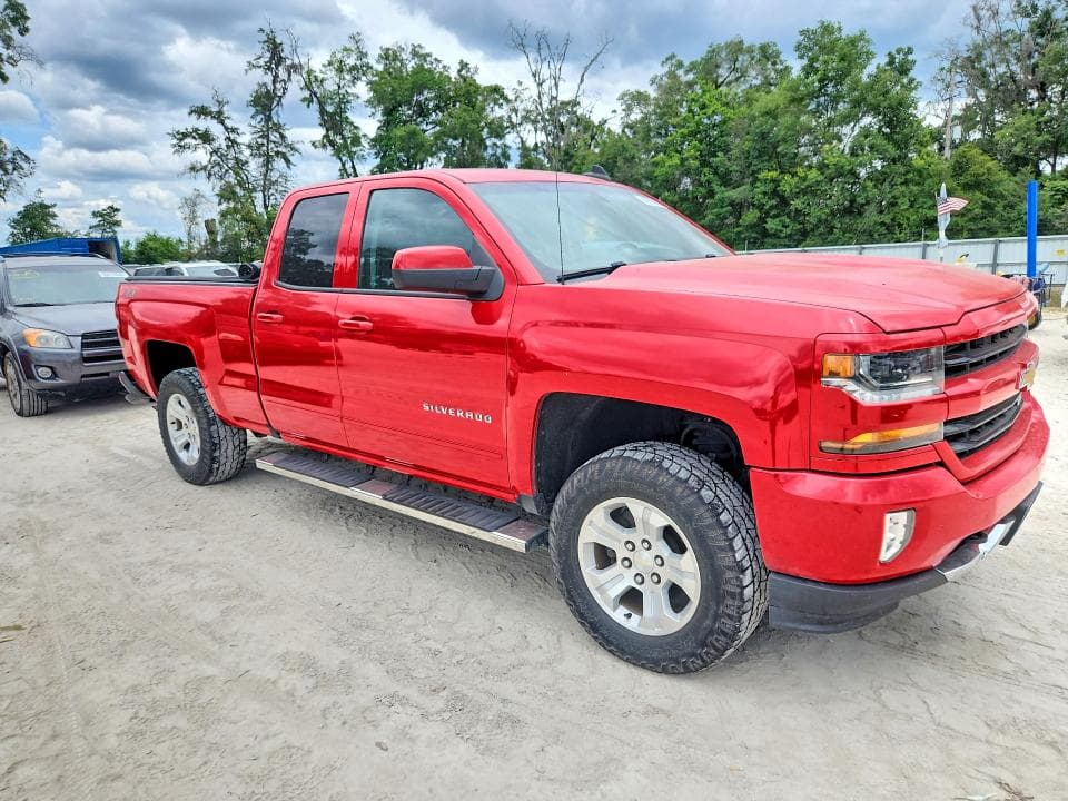 2018 CHEVROLET SILVERADO K1500 LT 4