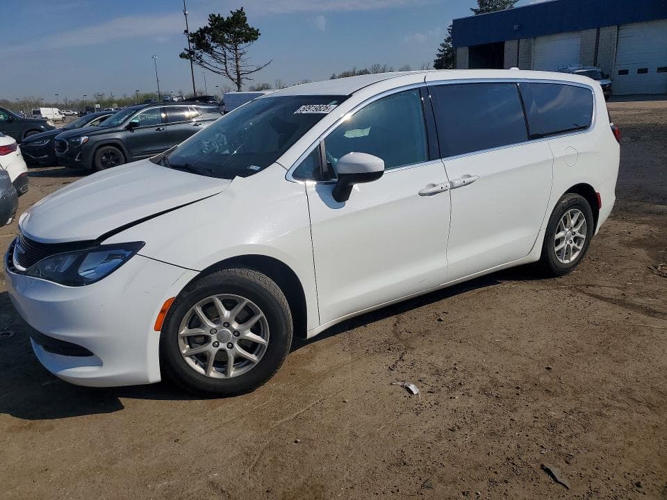 2017 CHRYSLER PACIFICA TOURING - 1