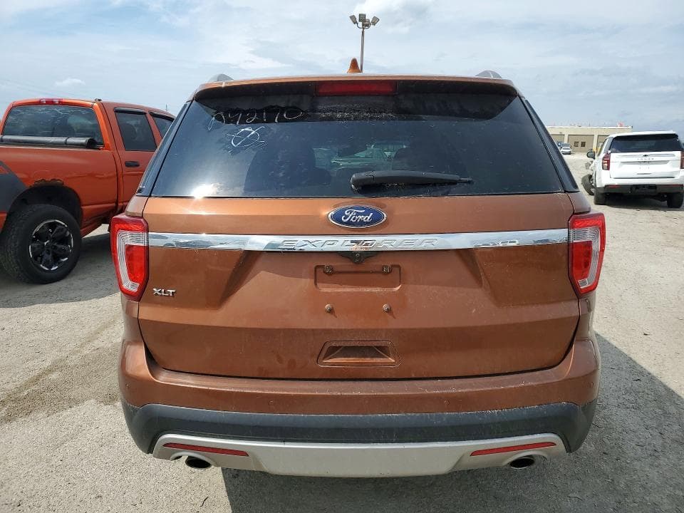 2017 FORD EXPLORER XLT 6