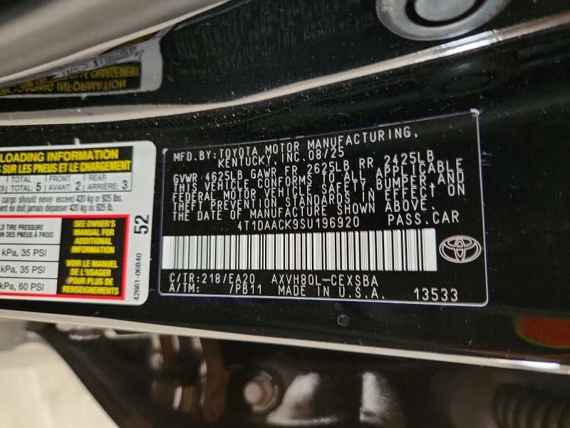 2025 TOYOTA CAMRY SE 12