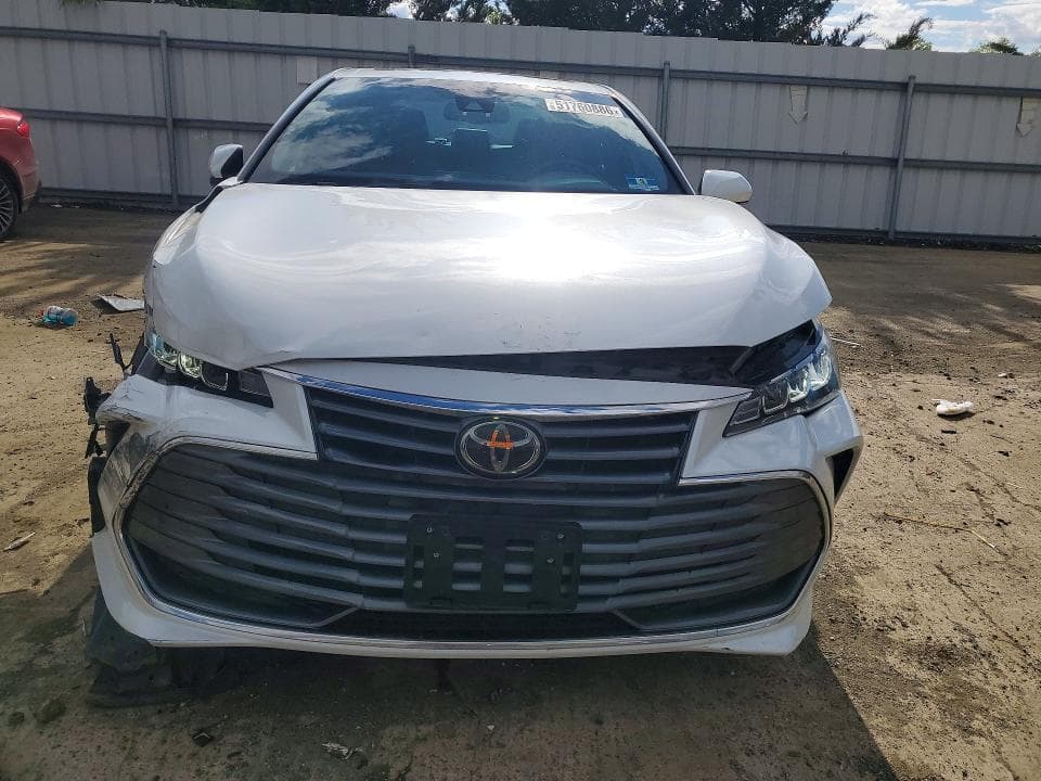 2020 TOYOTA AVALON XLE 5